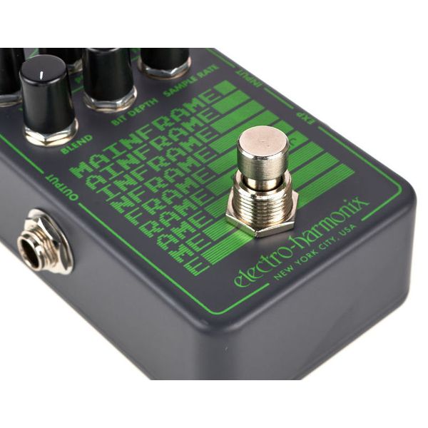 Electro Harmonix Mainframe Bit Crusher Pedal Para Guitarra E Contrabaixo