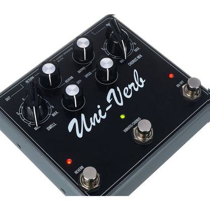 J. Rockett Uni-Verb Pedal Para Guitarra E Contrabaixo